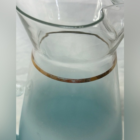 Vintage Blendo Turquoise Blue Glass Pitcher Mid Century Modern 9.5"1.25 Qt - Picture 9 of 9